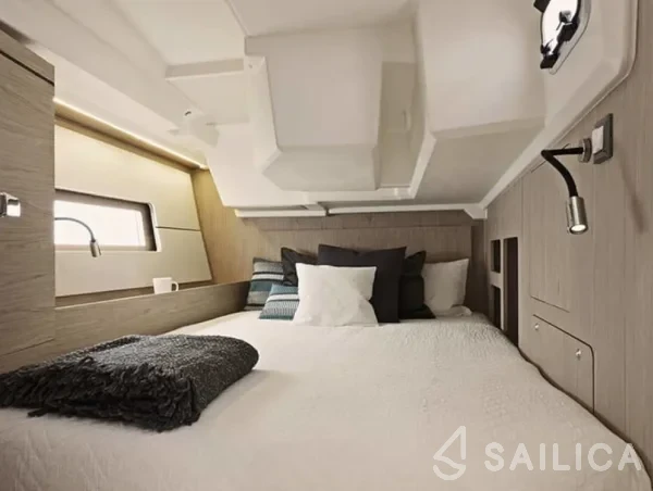 Oceanis 46.1 - Yacht Charter Sailica