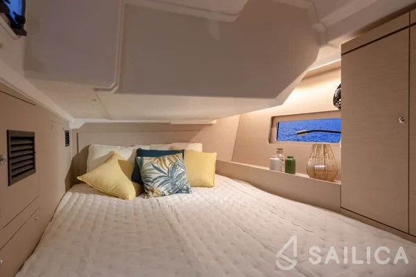 Oceanis 46.1 - Yacht Charter Sailica