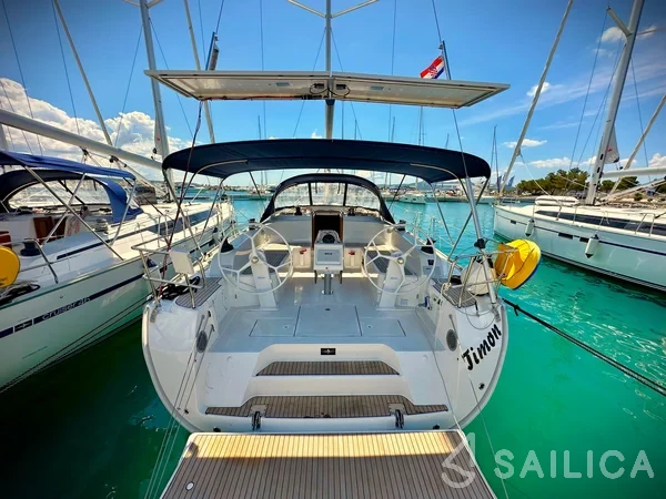 Bavaria 46 Cruiser - Yacht Charter Sailica