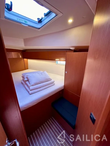 Bavaria 46 Cruiser - Yacht Charter Sailica