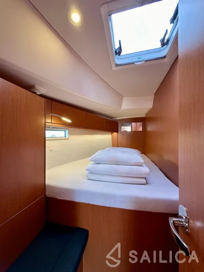 Bavaria 46 Cruiser - Yacht Charter Sailica