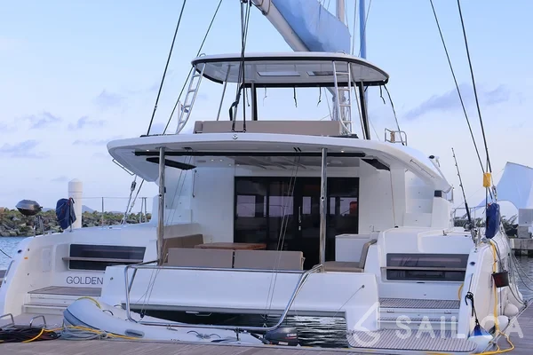 Lagoon 51 - Yacht Charter Sailica
