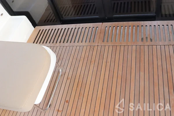 Lagoon 51 - Yacht Charter Sailica