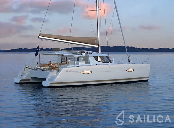 Helia 44 - 4 + 2 cab. - Yacht Charter Sailica