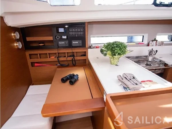 Sun Odyssey 440 - Yacht Charter Sailica