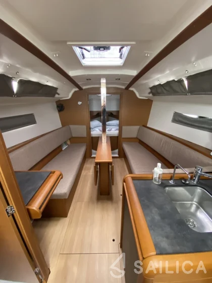 Sun Odyssey 349 - Yacht Charter Sailica