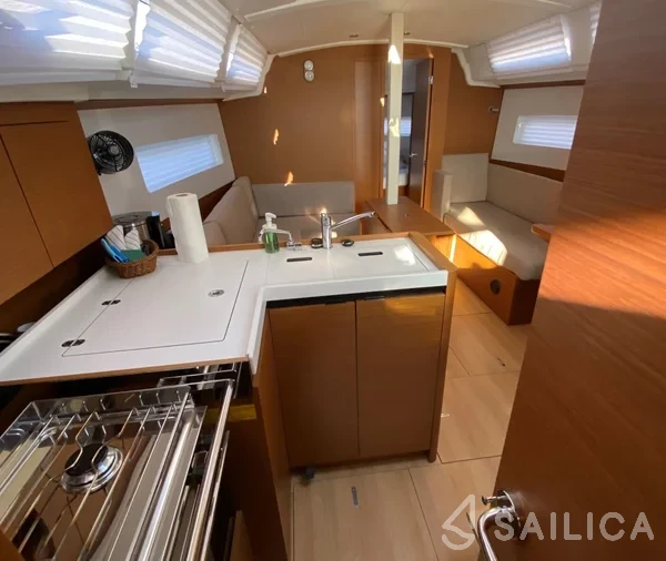 Sun Odyssey 380 - Yacht Charter Sailica