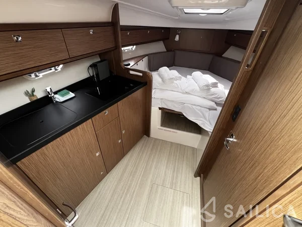 Bavaria S29 - Yacht Charter Sailica