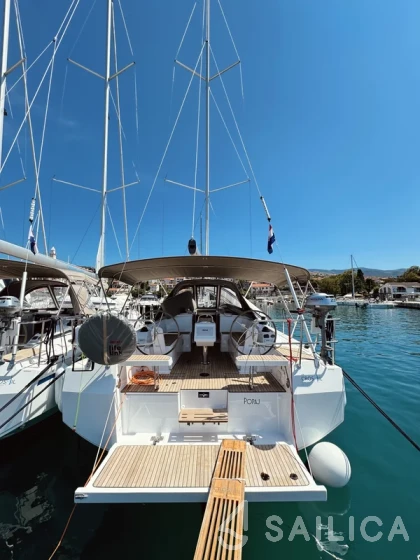 Bavaria C38 - Photo #30 Bavaria C38 - Yacht Charter Sailica