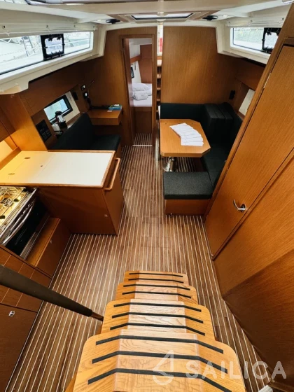 Bavaria C38 - Photo #31 Bavaria C38 - Yacht Charter Sailica