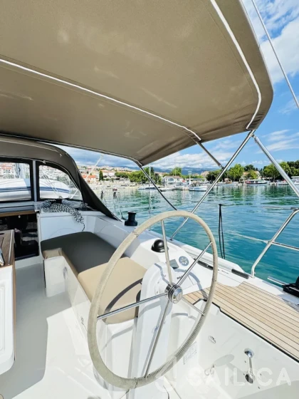 Bavaria C38 - Yacht Charter Sailica
