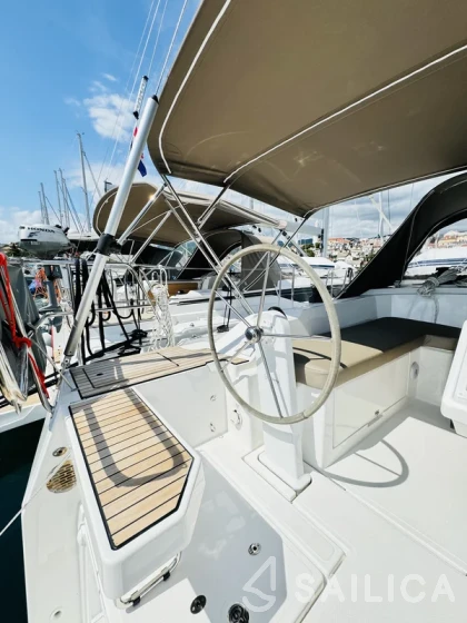 Bavaria C38 - Yacht Charter Sailica