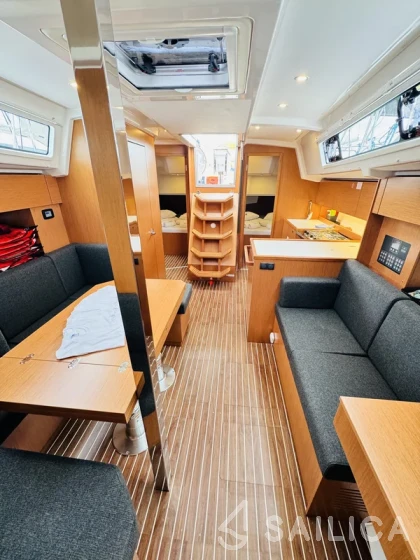 Bavaria C38 - Yacht Charter Sailica
