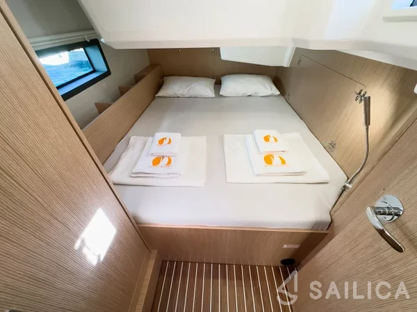 Bavaria C38 - Yacht Charter Sailica