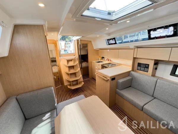 Bavaria C38 - Yacht Charter Sailica