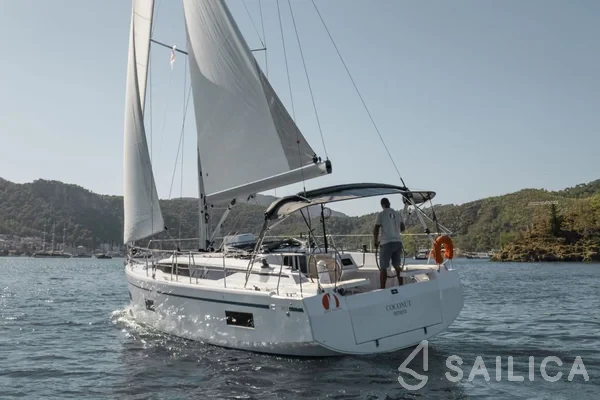 Bavaria C38 - Yacht Charter Sailica