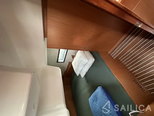 Bavaria C42 - Yacht Charter Sailica