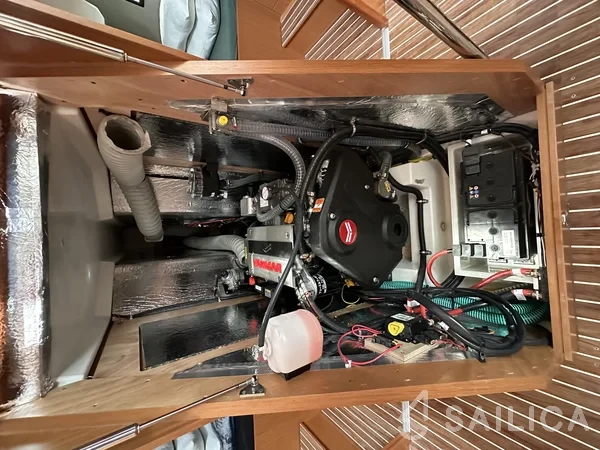 Bavaria C42 - Yacht Charter Sailica