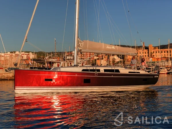 Hanse 388 - Yacht Charter Sailica