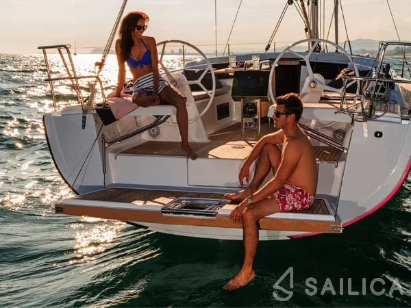 Hanse 388 - Yacht Charter Sailica