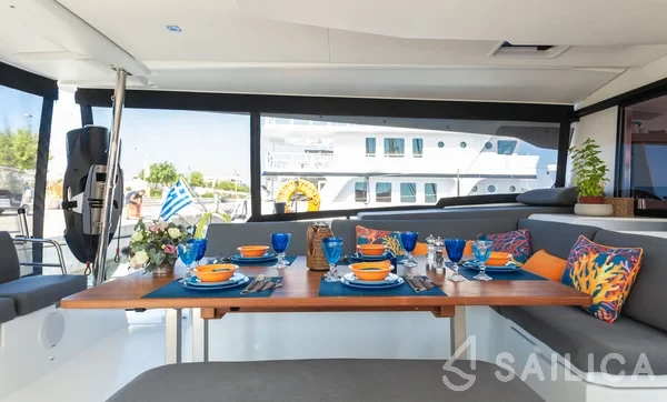 Aura 51 - Yacht Charter Sailica