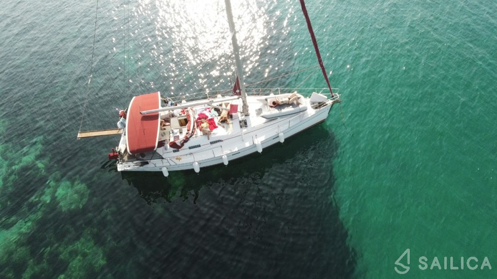 Oceanis 393 Clipper - Yacht Charter Sailica