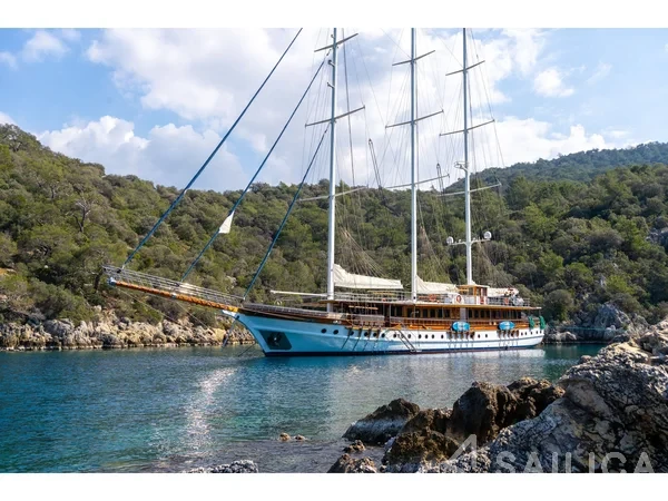 Gulet - Yacht Charter Sailica