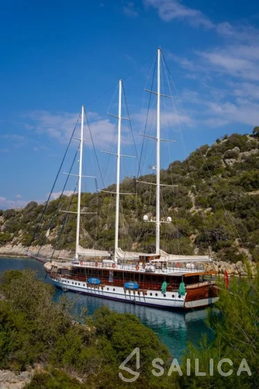 Gulet - Yacht Charter Sailica