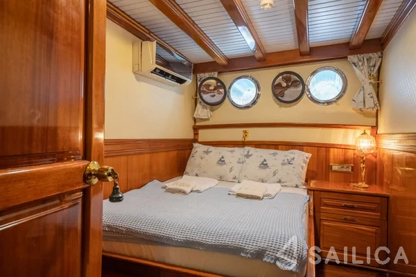 Gulet - Yacht Charter Sailica