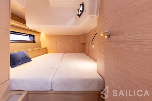 Dufour 41 - Yacht Charter Sailica