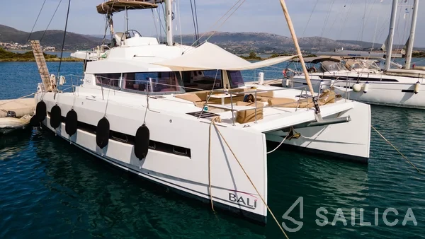 Bali 4.3 - Yacht Charter Sailica