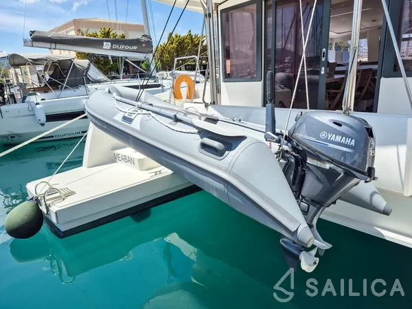 Bali 4.3 - Yacht Charter Sailica