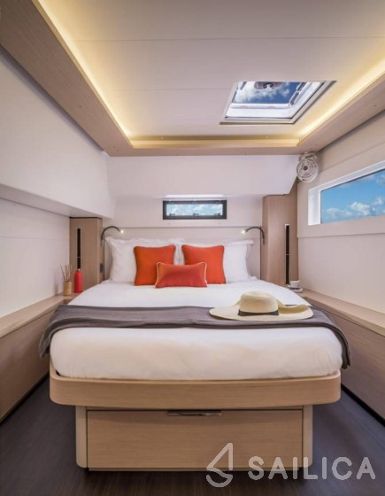 Lagoon 46  - Yacht Charter Sailica