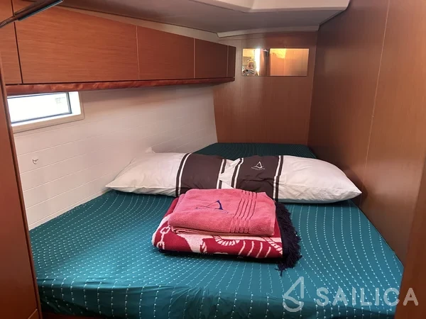 Bavaria 46 Cruiser - Yacht Charter Sailica