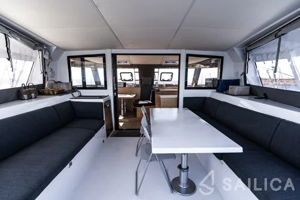 Nautitech 40 - Yacht Charter Sailica