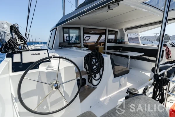 Nautitech 40 - Yacht Charter Sailica