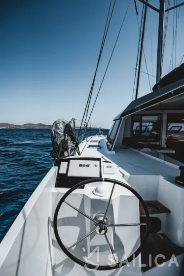 Nautitech 40 - Yacht Charter Sailica