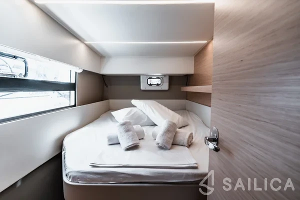 Nautitech 40 - Yacht Charter Sailica