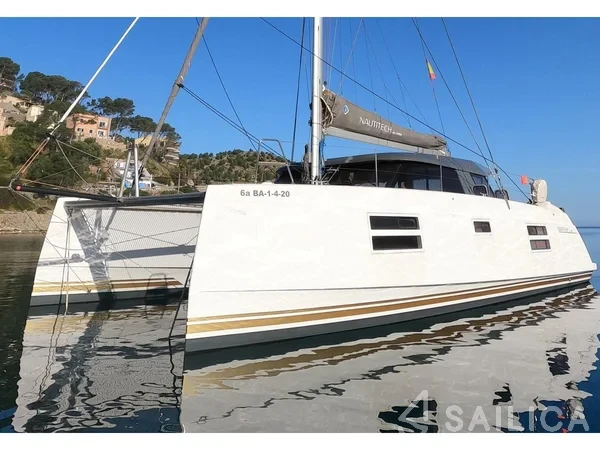 Nautitech 40 open NEW - 4 + 2 cab. - Yacht Charter Sailica
