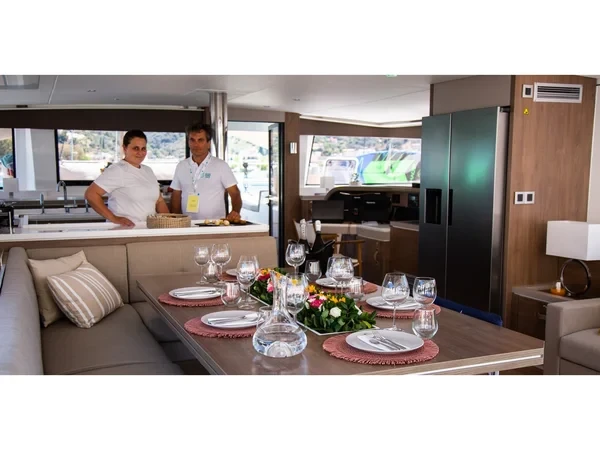 Bali 5.4. - Yacht Charter Sailica