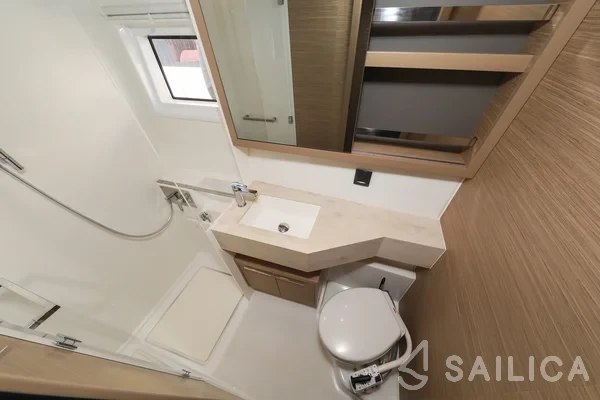 Lagoon 46  - Yacht Charter Sailica