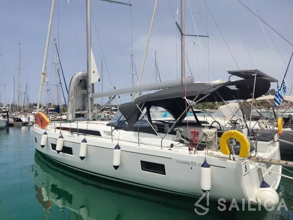 Oceanis 51.1 - Yacht Charter Sailica