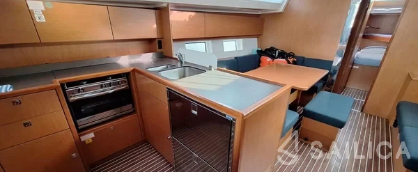Bavaria C45 - Yacht Charter Sailica