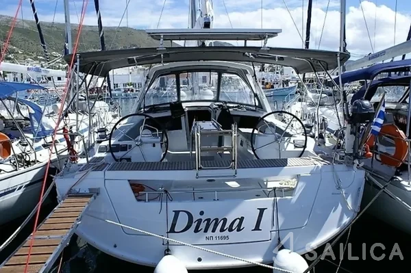 Oceanis 48 - Yacht Charter Sailica