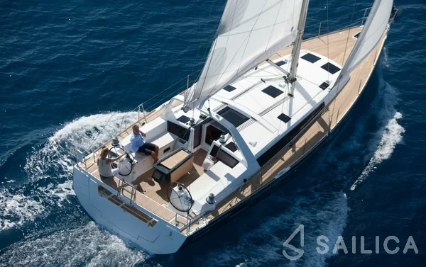 Oceanis 48 - Yacht Charter Sailica