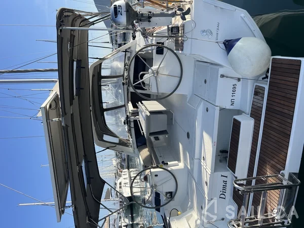 Oceanis 48 - Yacht Charter Sailica