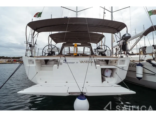 Dufour 530 - Yacht Charter Sailica