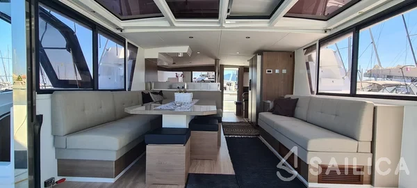 Bali 4.6 - Yacht Charter Sailica