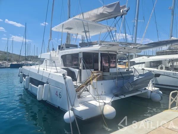 Bali 4.6 - Yacht Charter Sailica