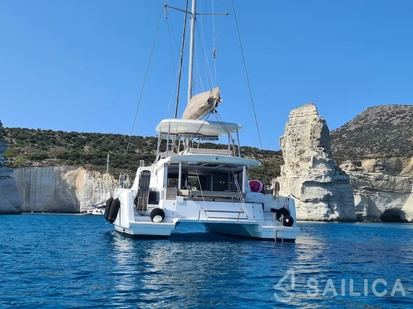 Bali 4.6 - Yacht Charter Sailica